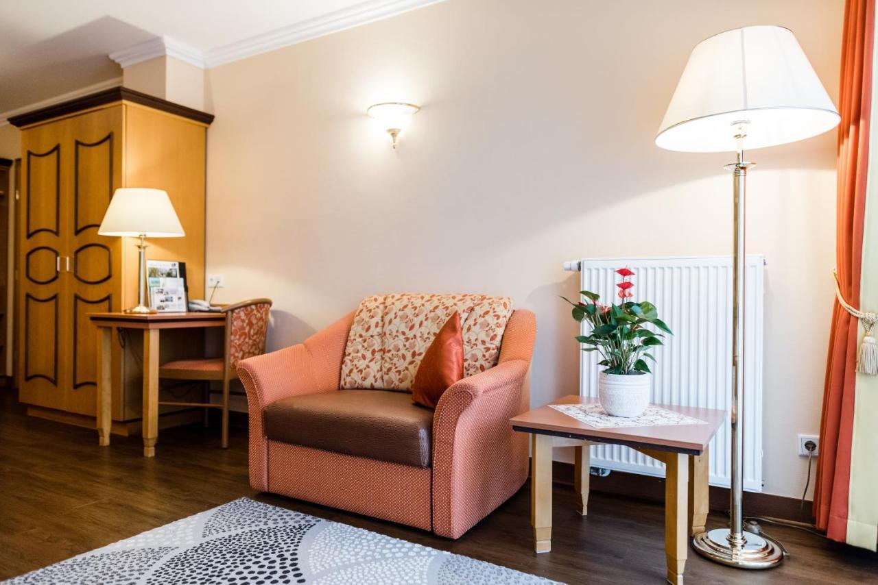 Akzent Hotel Bayerwald-Residenz Neukirchen  Extérieur photo