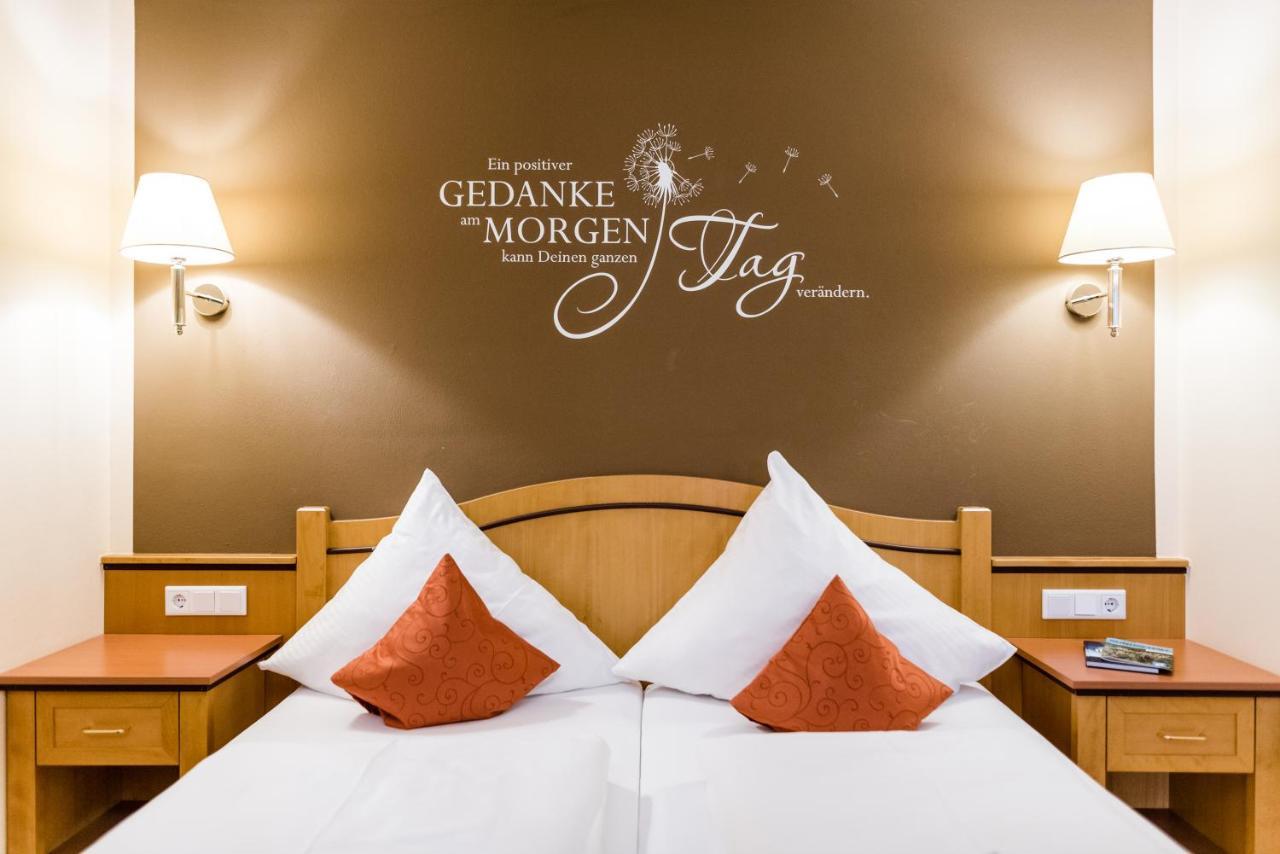 Akzent Hotel Bayerwald-Residenz Neukirchen  Extérieur photo