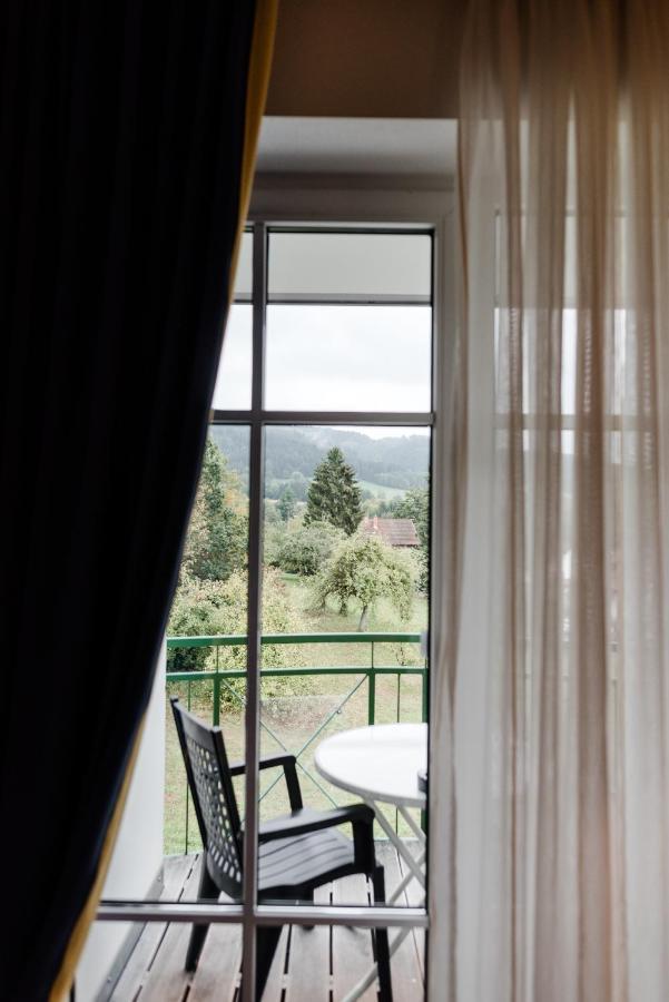 Akzent Hotel Bayerwald-Residenz Neukirchen  Extérieur photo