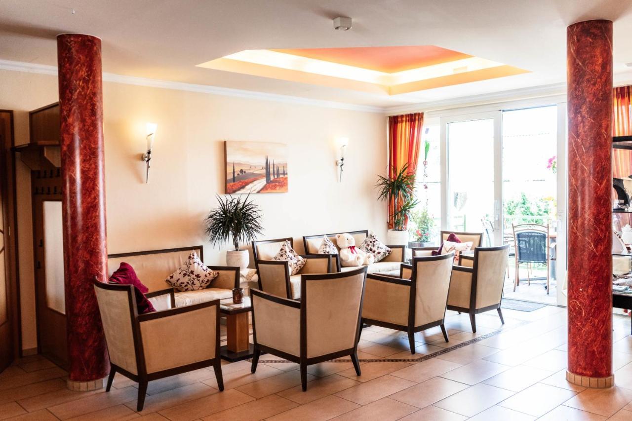 Akzent Hotel Bayerwald-Residenz Neukirchen  Extérieur photo