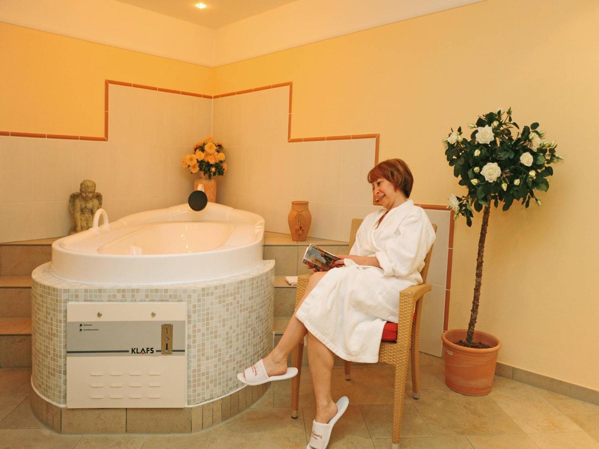 Akzent Hotel Bayerwald-Residenz Neukirchen  Extérieur photo