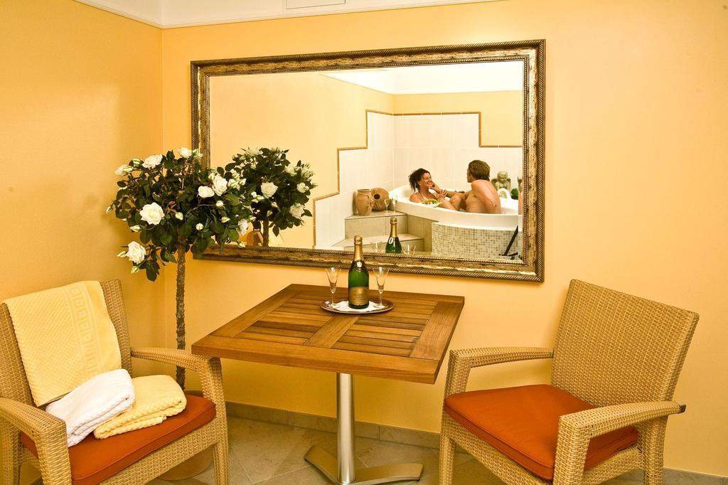 Akzent Hotel Bayerwald-Residenz Neukirchen  Extérieur photo