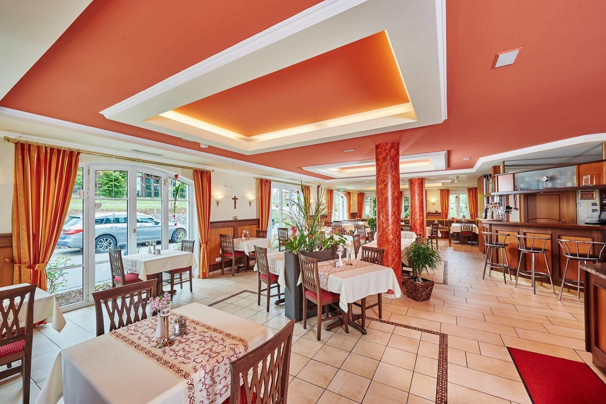 Akzent Hotel Bayerwald-Residenz Neukirchen  Extérieur photo