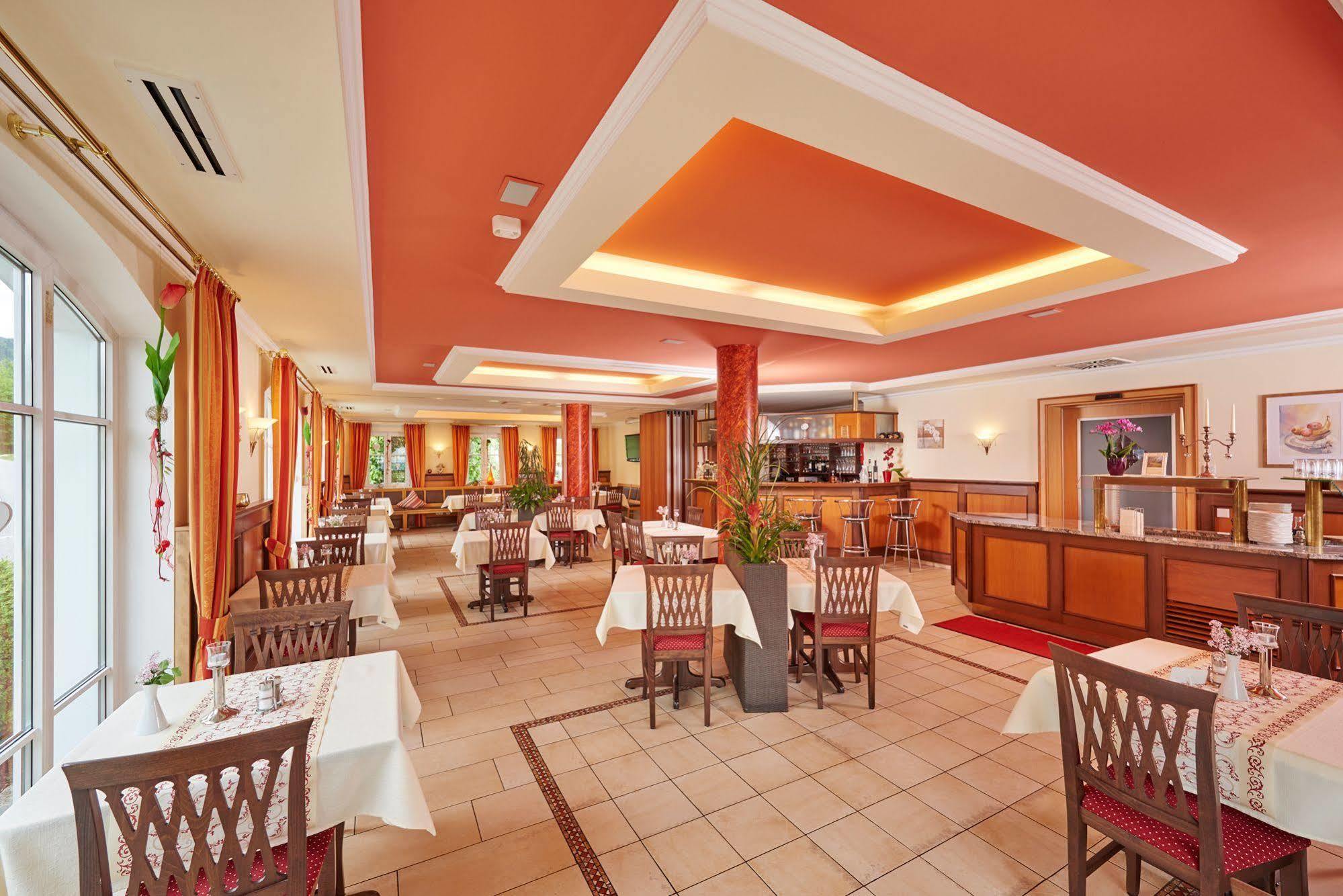 Akzent Hotel Bayerwald-Residenz Neukirchen  Extérieur photo